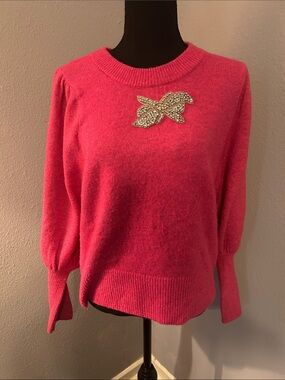 Cece Women Hot Pink Crewneck Sweater with Decorative Brooch Size Small (Flawed)